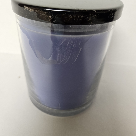 Bath &‎ Body Works Lavender Luxe Candle - Picture 3 of 5